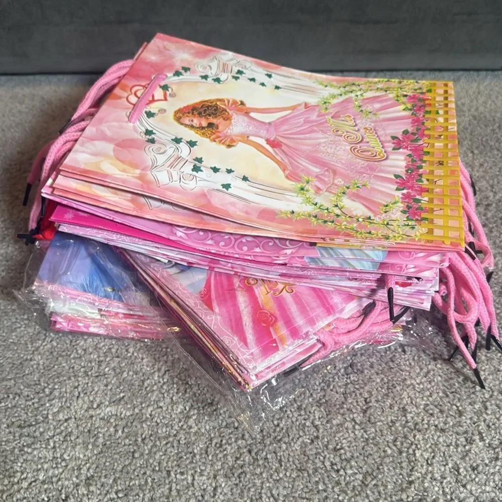 Gift Bags 15th Birthday ‘Mis Quince’ Quinceañera Party Favor Bags 36 Bags NEW